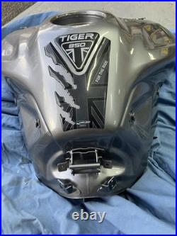 2024 Triumph Tiger 850 Sport Graphite Grey Fuel Tank T2402662-LC 2024 Triumph Tiger 850 Sport Graphite Grey Fuel Tank T2402662-LC