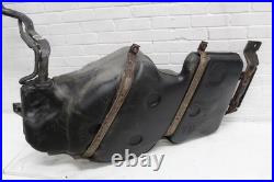 Audi Q5 8R Diesel Fuel Tank 8R0201060AL 8R0201021