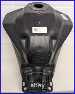 BMW S1000XR M1000XR Fuel Petrol Tank 2020-2025 16118392355