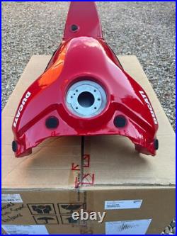 Ducati Street Fighter V4 Fuel Tank FULL PPF R&G Pads