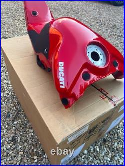 Ducati Street Fighter V4 Fuel Tank FULL PPF R&G Pads