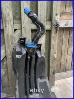 Genuine Audi Q7 3.0 TDI ad blue adBlue tank with pump 2016 4M0131878BB