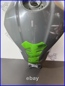 Kawasaki Ninja EX400 Fuel Tank Petrol Tank 2018-2023 EX400 Fuel Tank UK ONLY Kawasaki Ninja EX400 Fuel Tank Petrol Tank 2018-2023 EX400 Fuel Tank UK ONLY