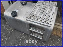 MAN TGX Truck Aluminium Fuel Tank 460L 81.12201-5935 With Steps And Catwalk