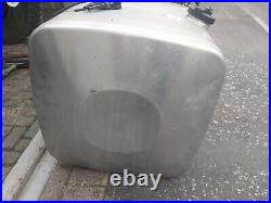 MAN TGX Truck Aluminium Fuel Tank 460L 81.12201-5935 With Steps And Catwalk