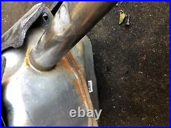 Mercedes Sl500 R230 Fuel Tank Petrol A2304703801 A2304704401 A2304702201