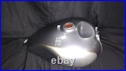 NEW Triumph America Fuel Tank withHeat pad Graphite / Aluminum 2001-08 Carb Model