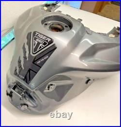 T2402662-LC Fuel Tank Assembly Graphite Grey Triumph Tiger 850 Sport