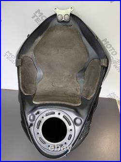 Triumph Street Triple 675r Petrol Tank Fuel Tank 2013-2016 Oem Slightly Faded